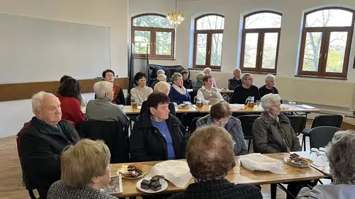 STRETNUTIE SENIOROV 2025